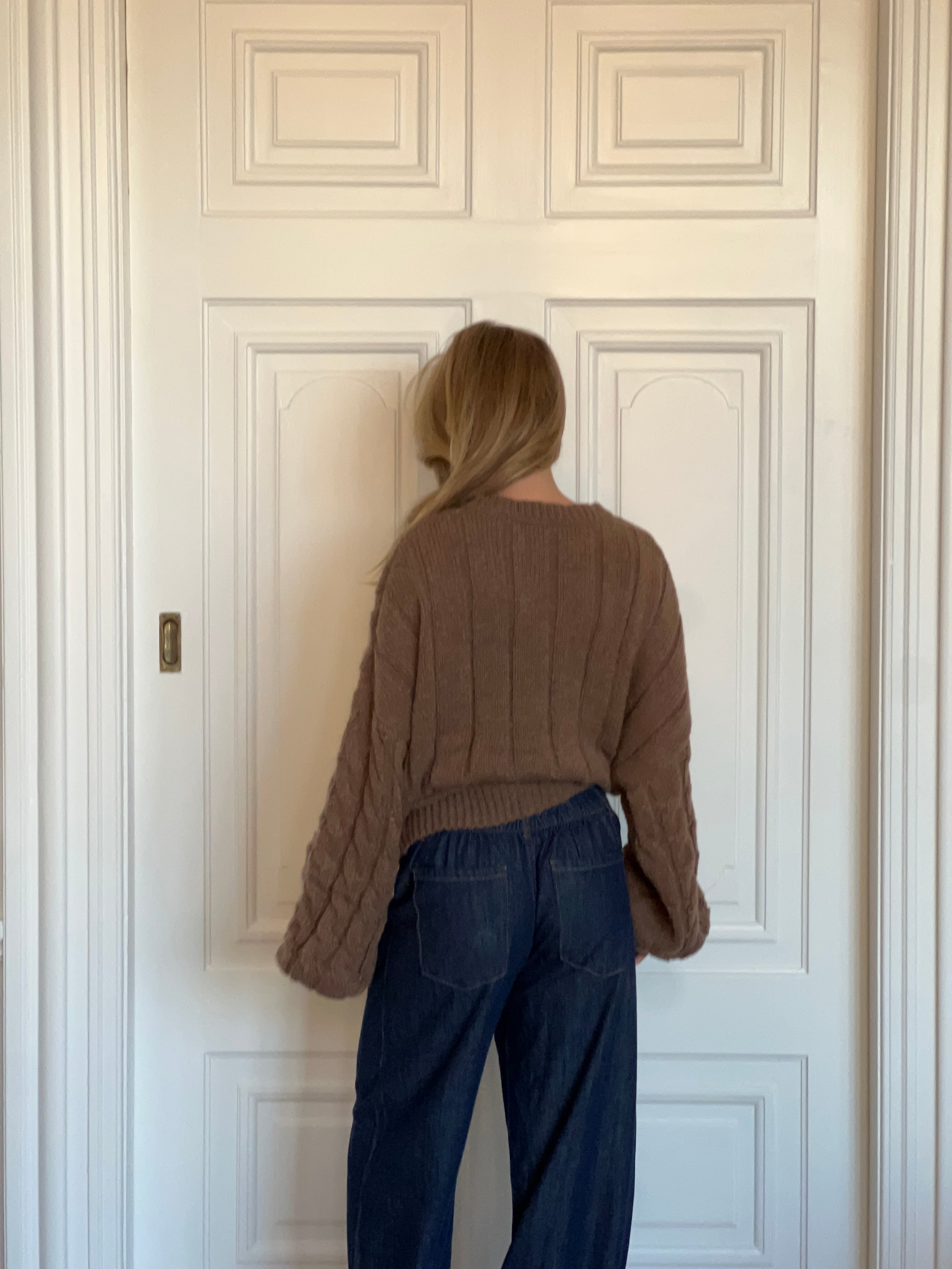 Anora Women's Chunky Knit Sweater Cozy & Stylish for Autumn/Winter